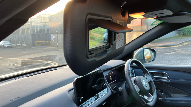 Nissan Qashqai 1.3 DiG-T MH Tekna 5dr Petrol Hatchback